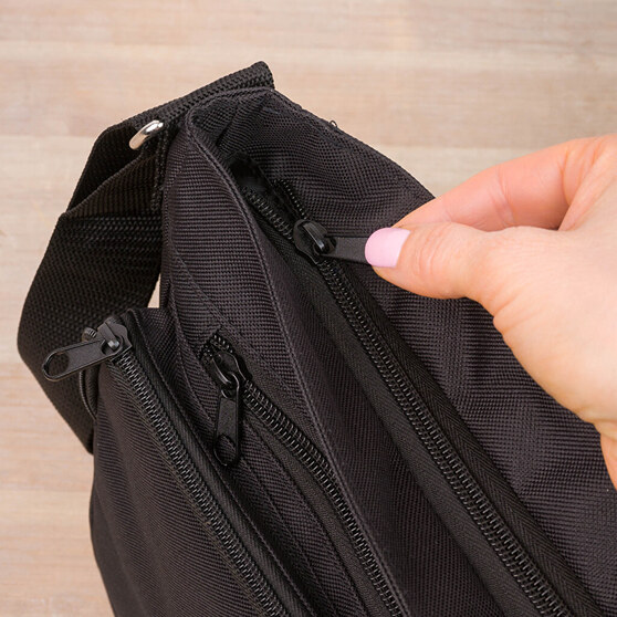 Estas bolsas personalizadas tem vários compartimentos Estas bolsas personalizadas tem vários compartimentos