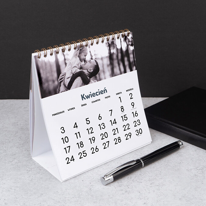 Personalizowane kalendarze stołowe