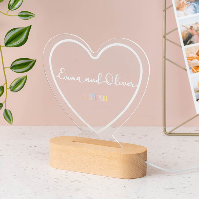 Lámpara 3D personalizada de madera con forma de corazón