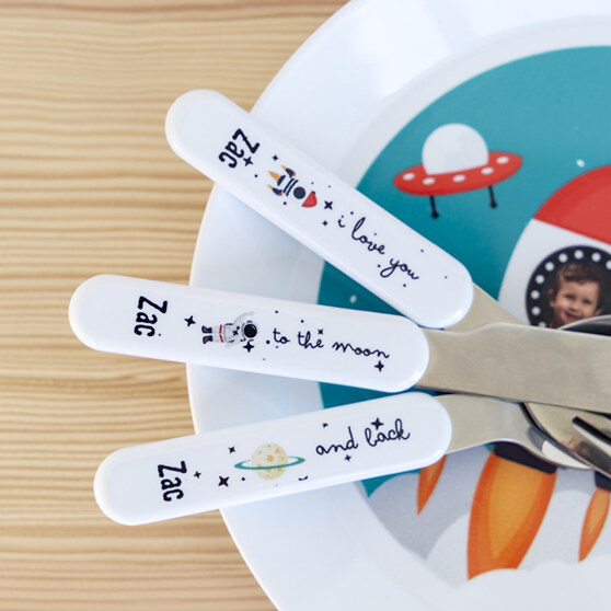 Personalisiertes Baby-Besteck mit Namen Personalisiertes Baby-Besteck mit Namen