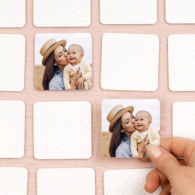 Personalised memory game with square cards