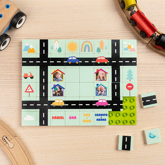 Mosaic Puzzle omalla painatuksella