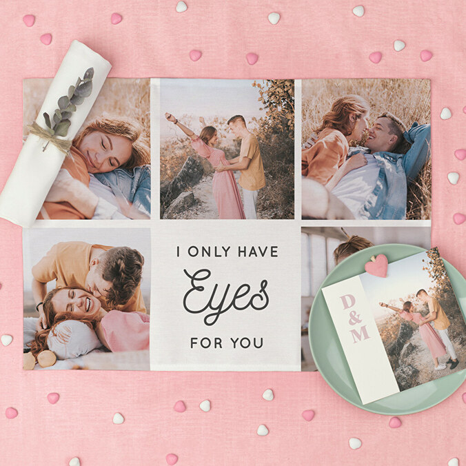 Personalised placemats made of fabric and oilcloth