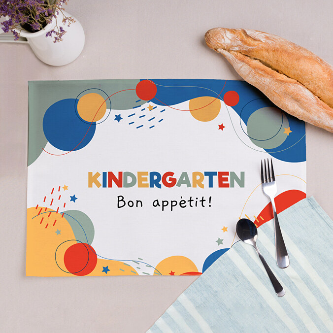 Kankaiset ja vahakankaiset pöytätabletit omalla kuvalla