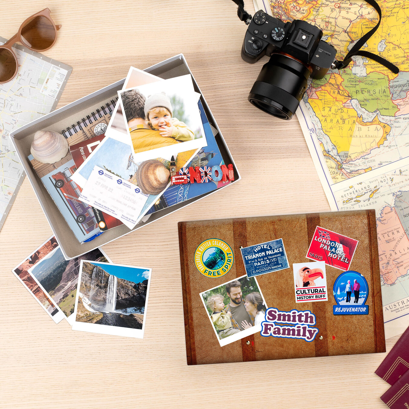 Personalised cardboard box 20x27