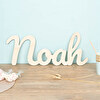 Nombres personalizados en madera