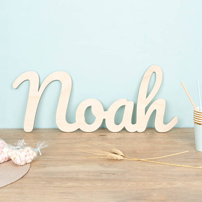 Nomi personalizzati in legno