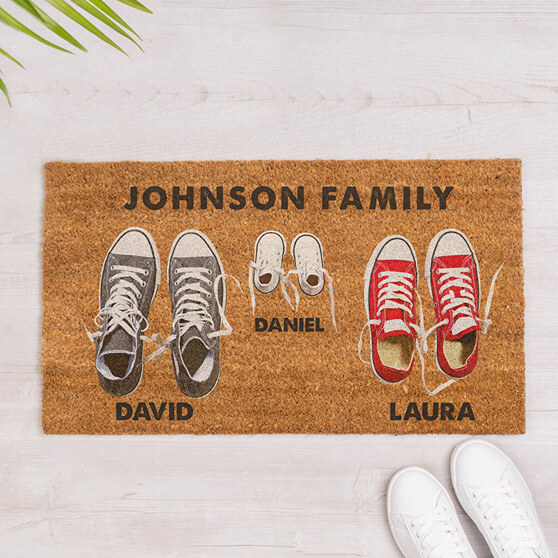 Personalised family door mat with shoeprints