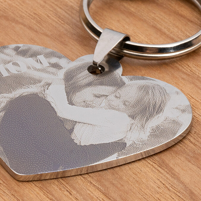 Personalised engraved heart keychain