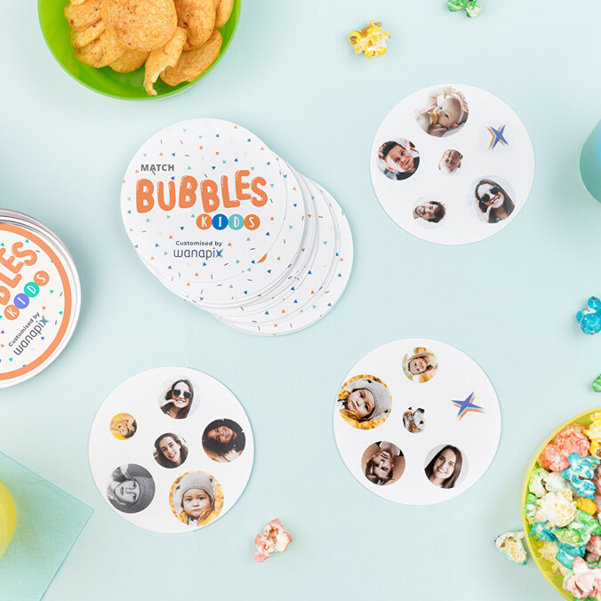Personalisiertes Kartenspiel "Match Bubbles" mit eigenen Fotos