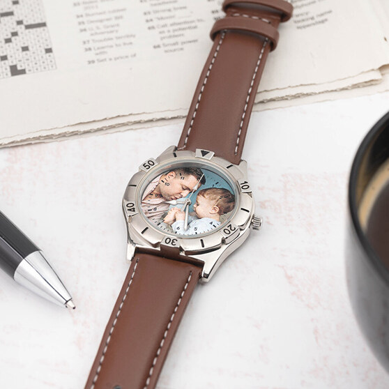 Personalizované náramkové hodinky pro muže