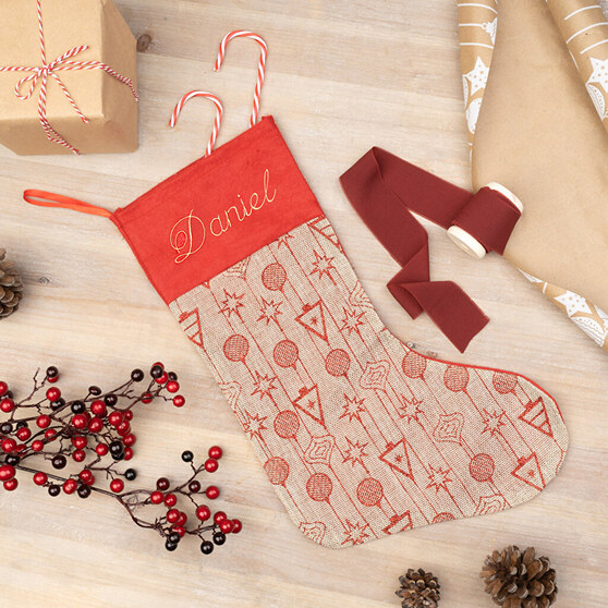 Bestickter Weihnachtsstrumpf zum Aufhängen Bestickter Weihnachtsstrumpf zum Aufhängen