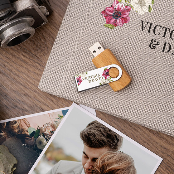 Personalizovaný USB flash disk na svatby Personalizovaný USB flash disk na svatby