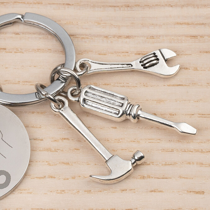 Engraved keyring with tools