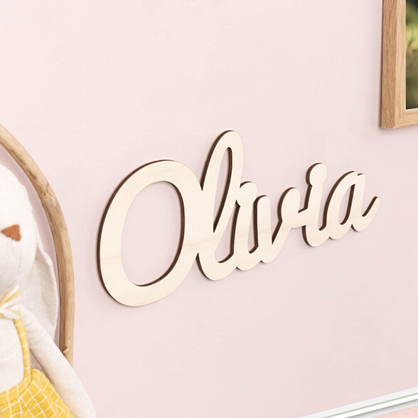 Nombres personalizados en madera