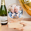 Trofeo de metacrilato hexagonal personalizado con base madera