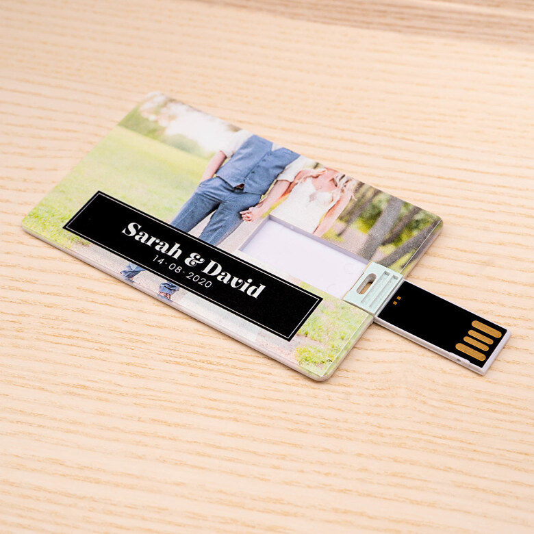 USB-stik og navn | Wanapix