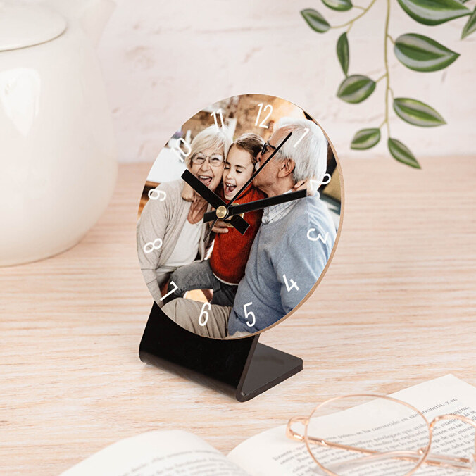 Personalised table clock