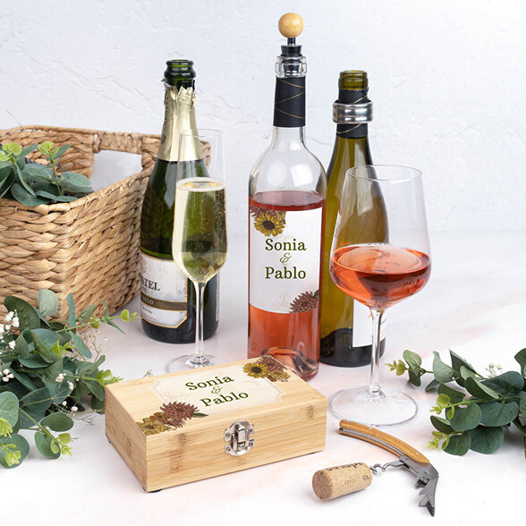 Set de accesorios para vino con estuche personalizado