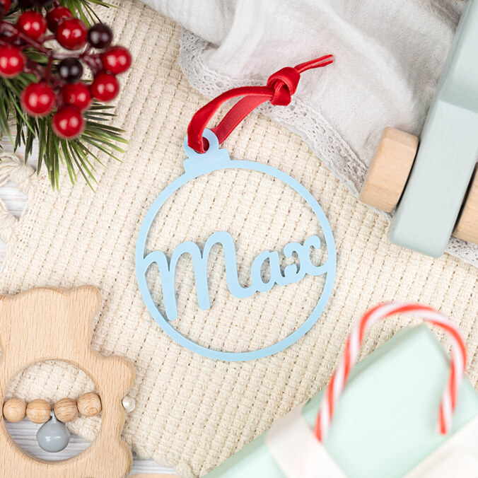 Adorno navideño de metacrilato con nombre personalizado