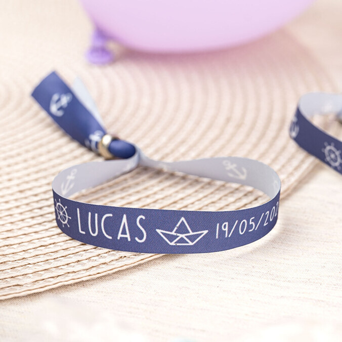 Personalised fabric wristbands