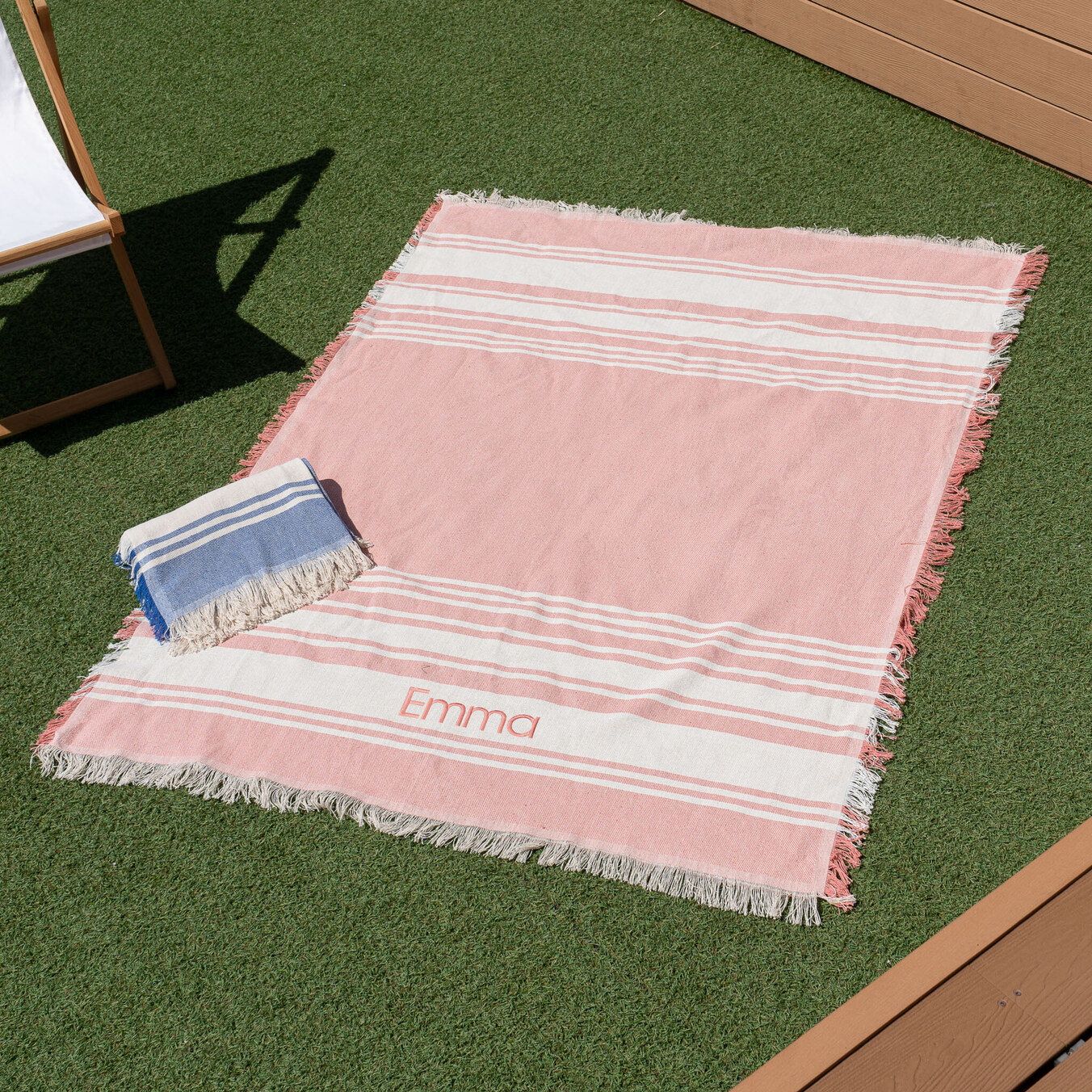Embroidered fouta towel