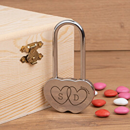Heart shaped engraved padlock