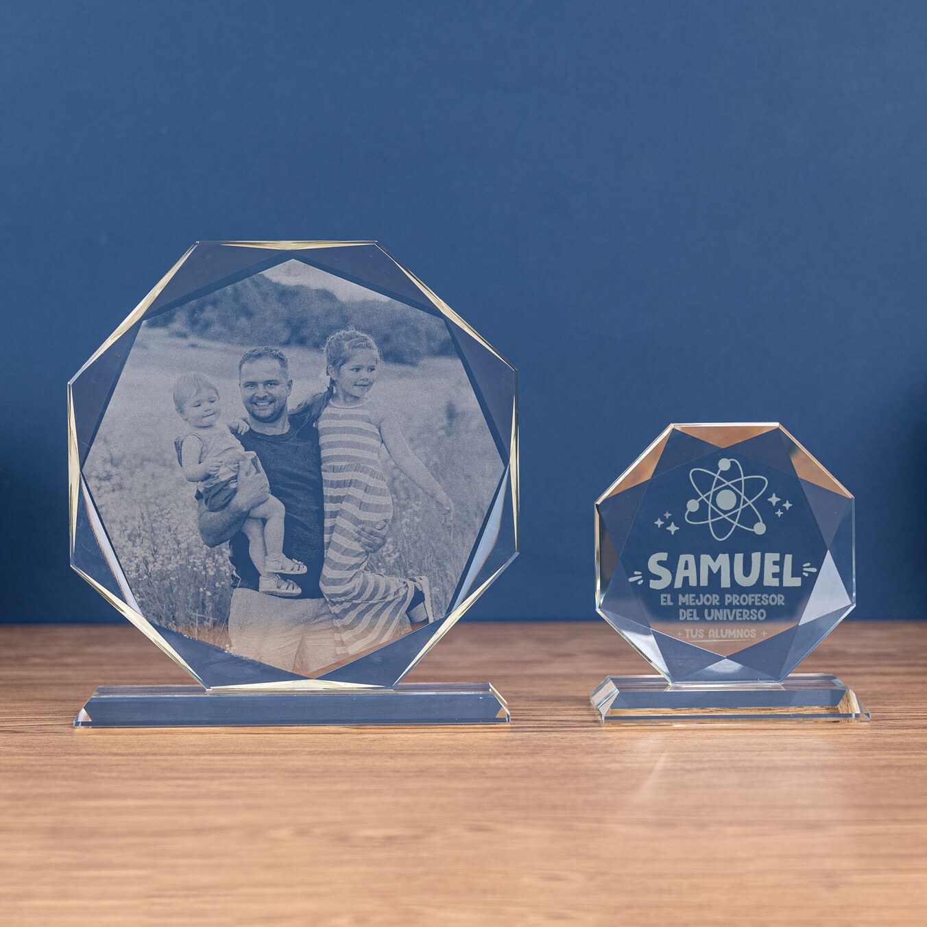 Trofeo octogonal pequeño de cristal