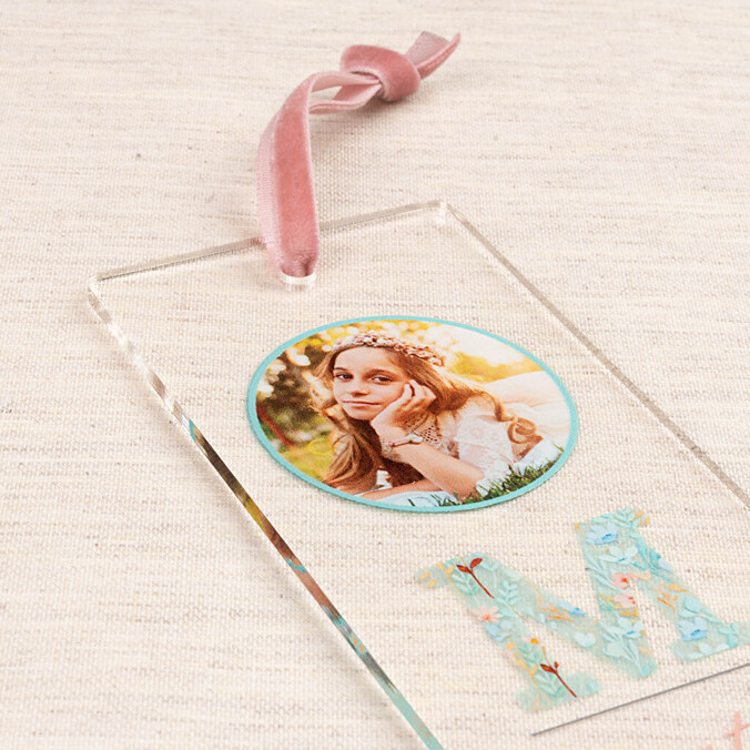 Personalised acrylic bookmark