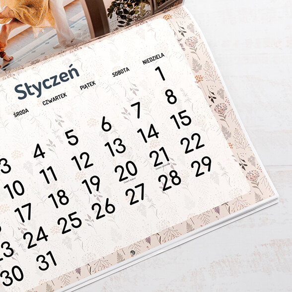 Personalizowany kalendarz naścienny Basic