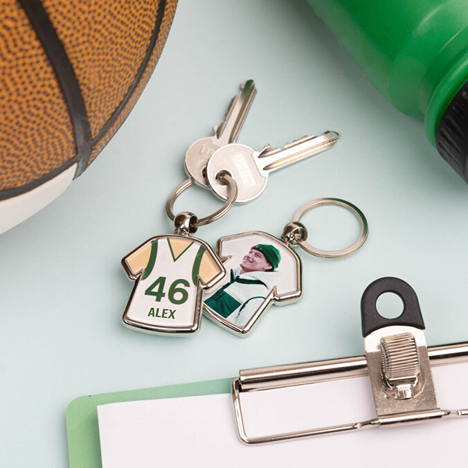 Personalised metal T-shirt shaped keyring