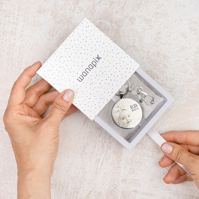 Personalised engraved round keychain