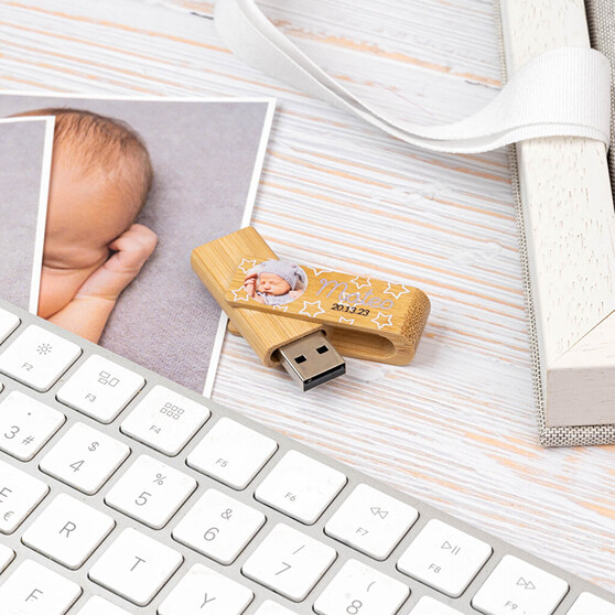 Personalised USB flash drives with image