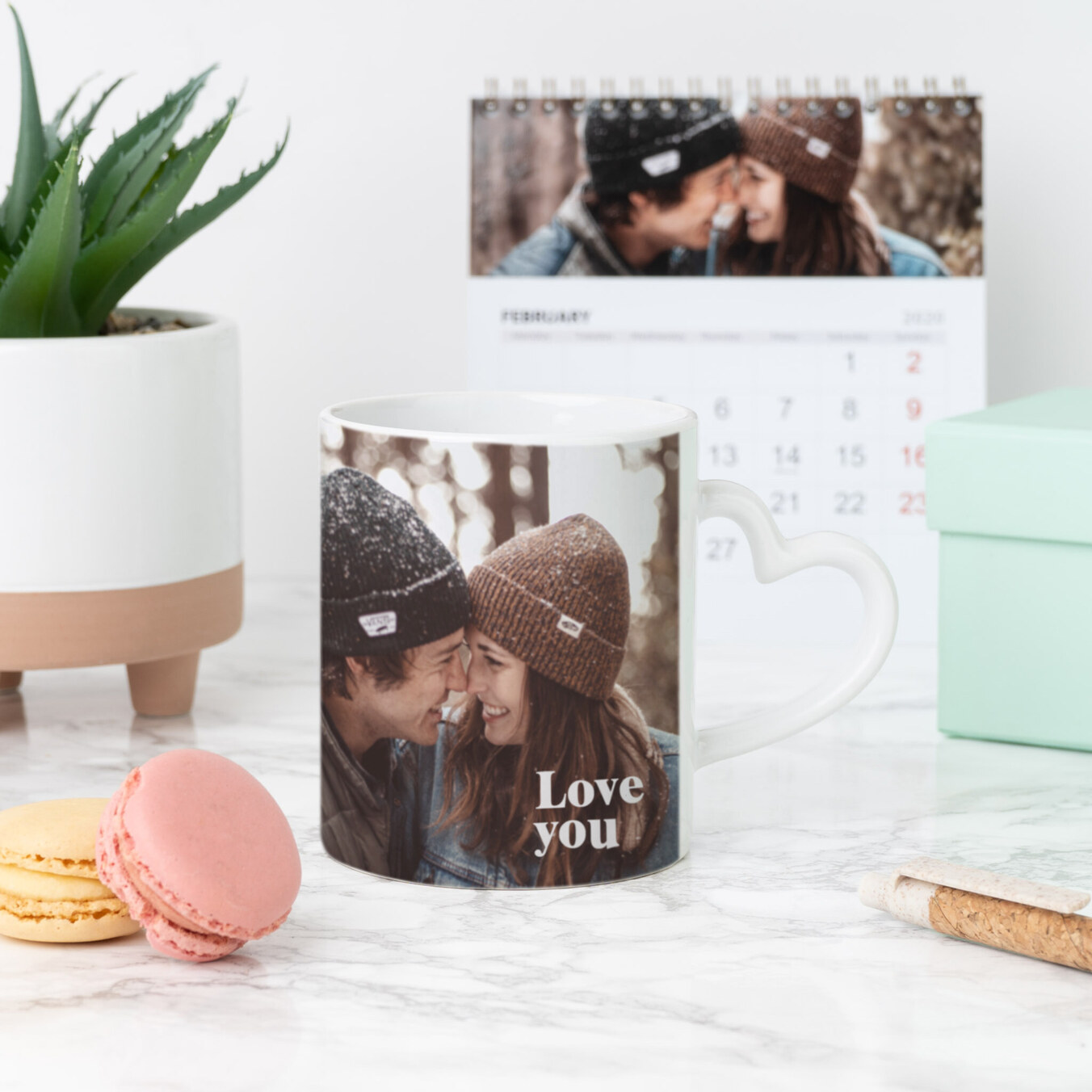 Personalised mug with heart handle