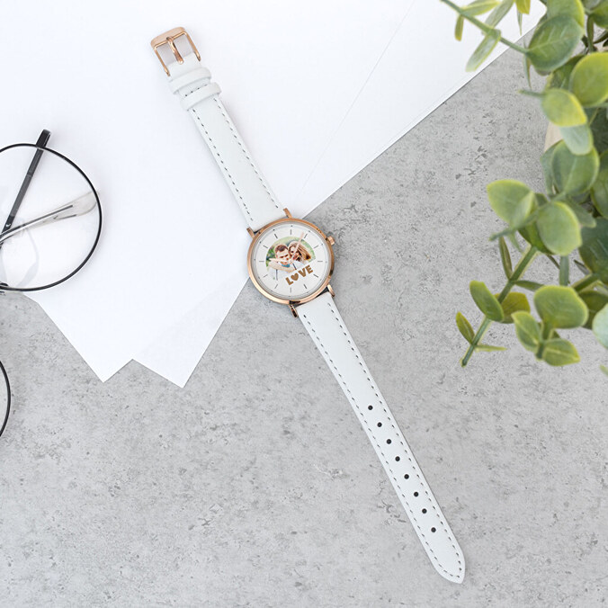 Personalised women's wristwatches