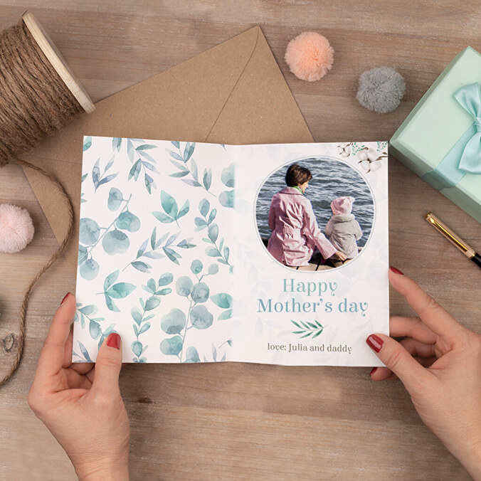 Tarjetas e invitaciones personalizadas