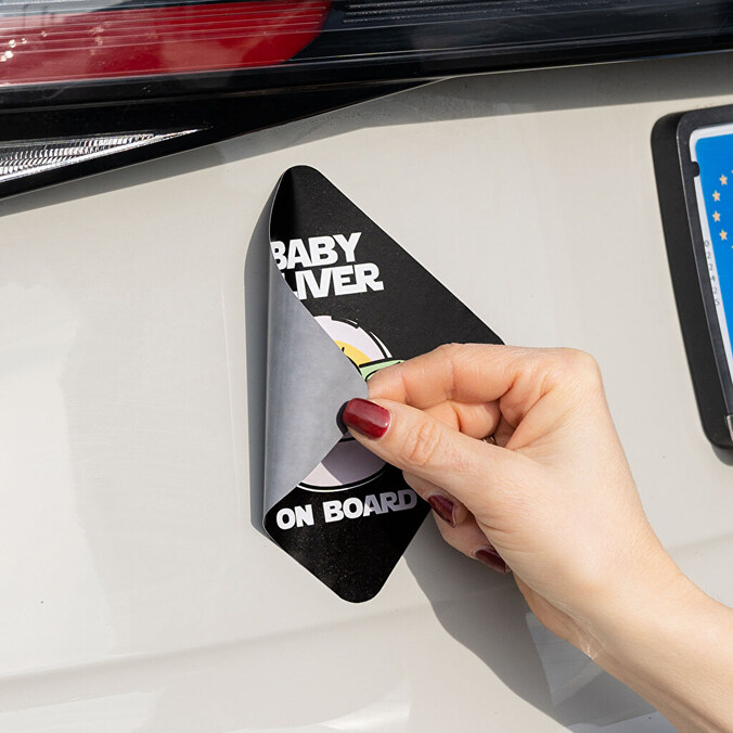 Gepersonaliseerde auto stickers maken