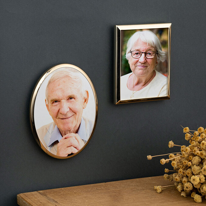 Fotokeramik med ramme oval 6x8 cm