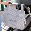 Personalisierte Kinderwagen-Tasche mit gesticktem Namen