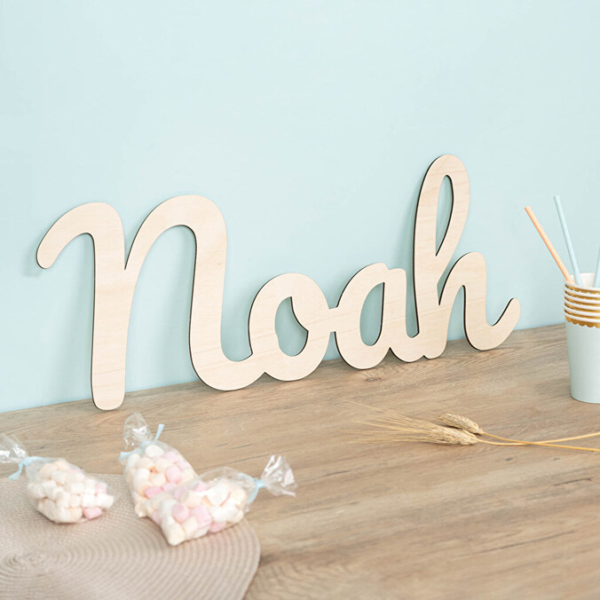 Nombres personalizados en madera