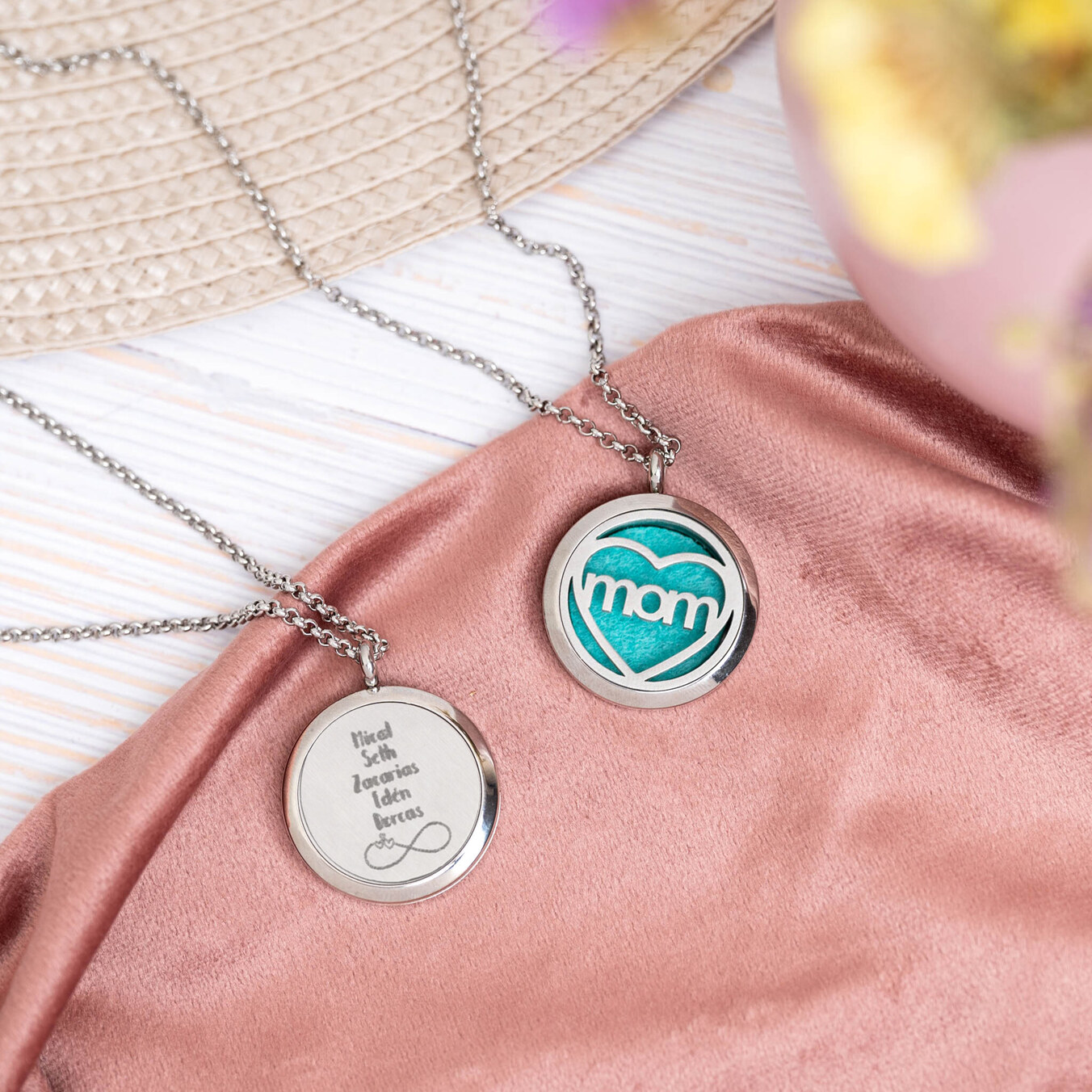 Engraved aromatherapy pendant