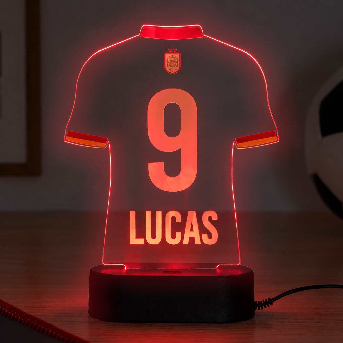 T-Shirt-3D-Lampe aus Holz