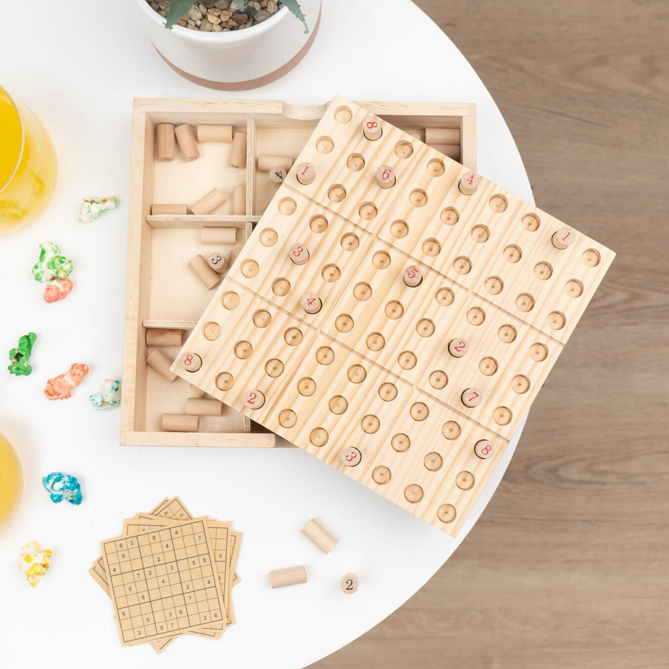 Personalisiertes Sudoku-Spiel aus Holz