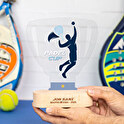 Trofeo de metacrilato copa personalizado con base madera