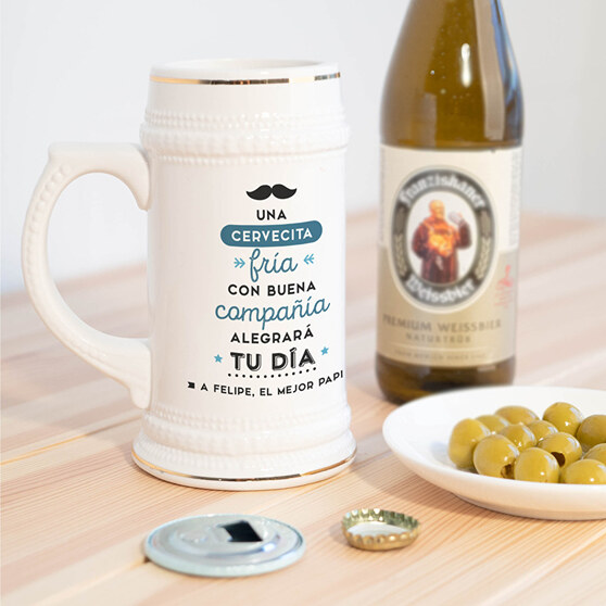 Jarra de cerveza personalizada para un regalo de cumpleaños