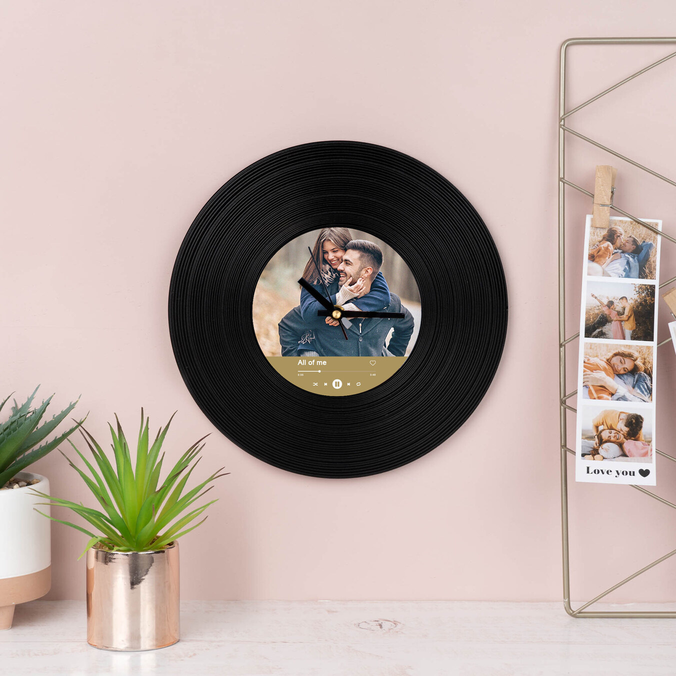 Personalisierte Schallplatte mit Uhr
