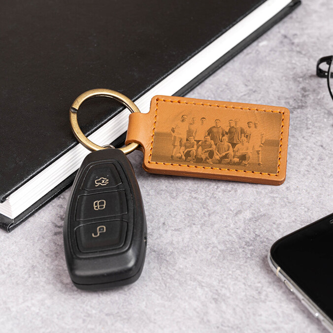 Engraved leather keyring
