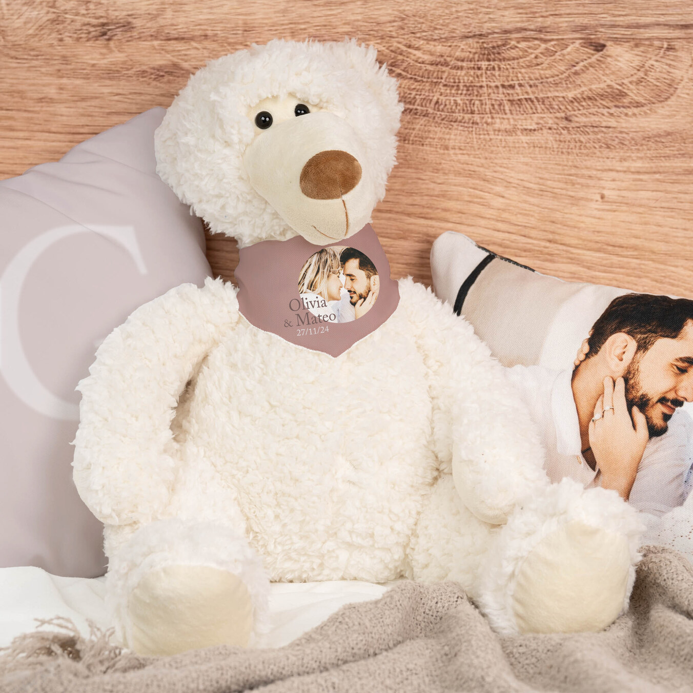 Osito de peluche 40 cm. con bandana personalizada