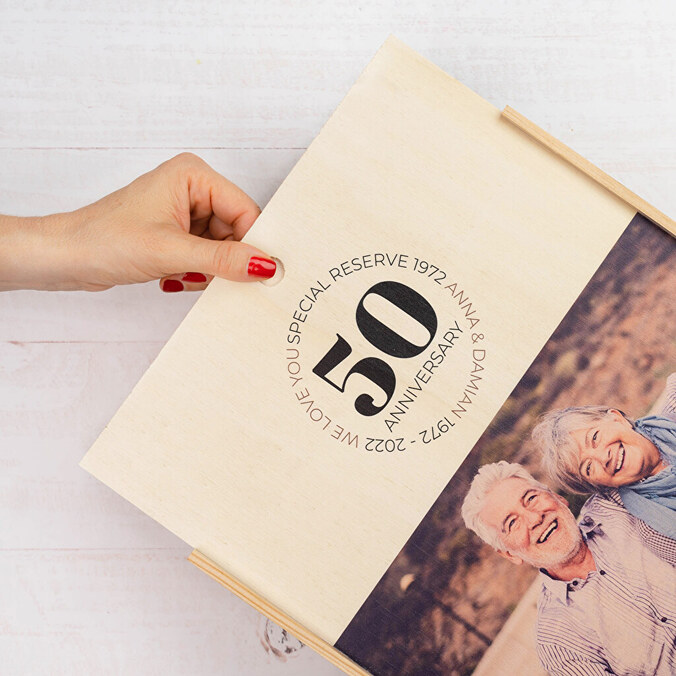 Drievoudige gepersonaliseerde wijnkist  + 3 wijnflessen