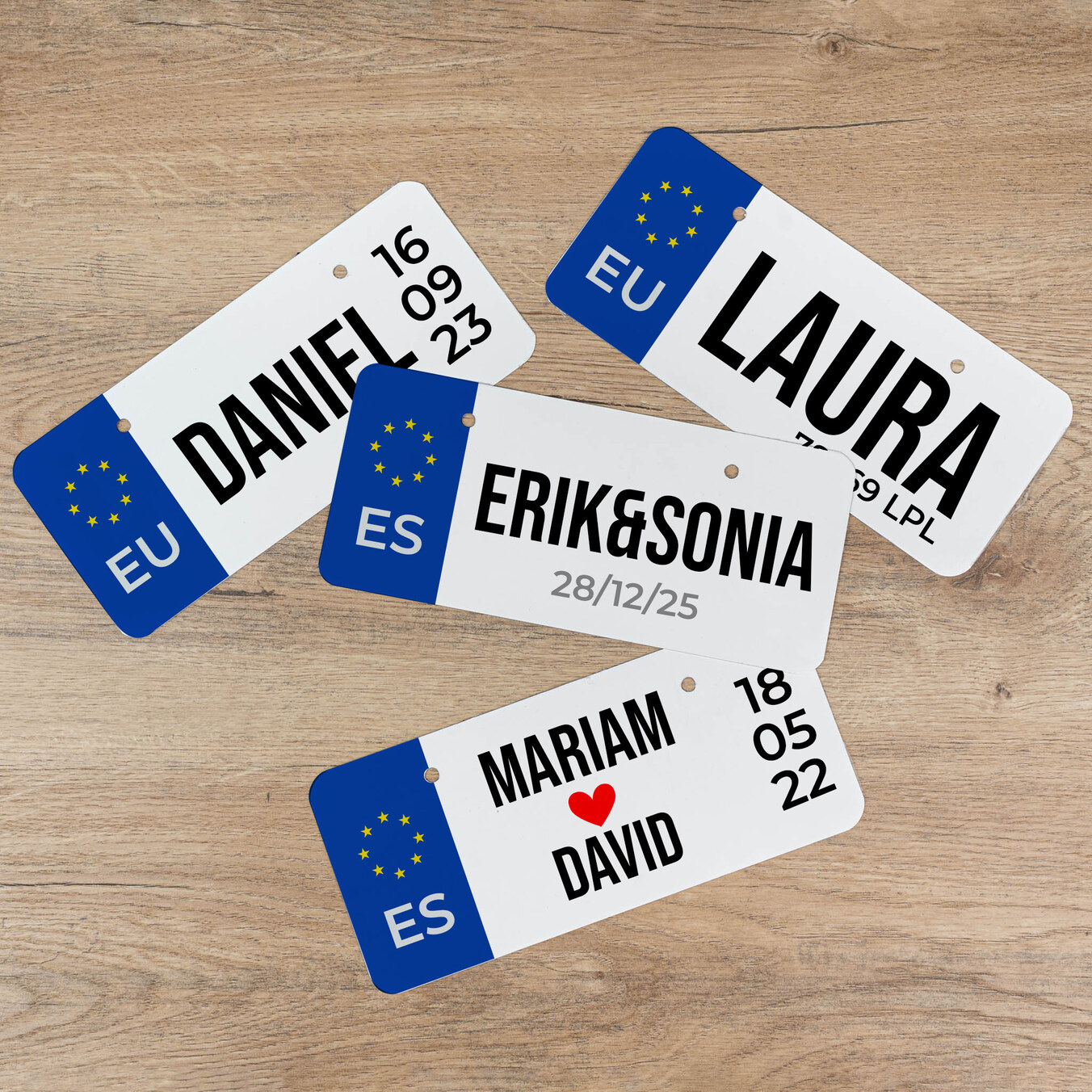 Personalizowana mini tablica rejestracyjna